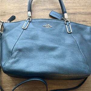 Coach Navy Leather Shoulder Bag